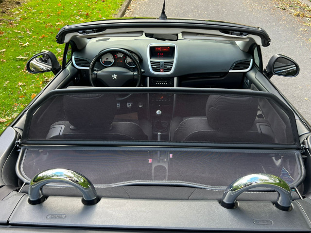 Peugeot Peugeot 207  1.6 VTi 16v Féline 3p