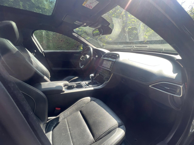 Jaguar Jaguar Xe  2.0D 163ch E-Performance Pure