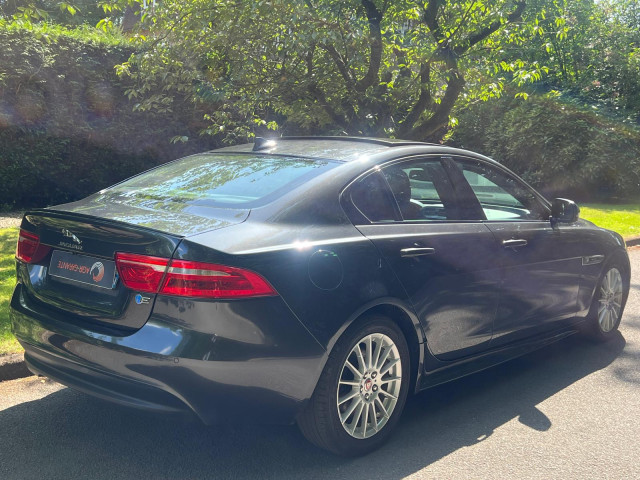 Jaguar Jaguar Xe  2.0D 163ch E-Performance Pure