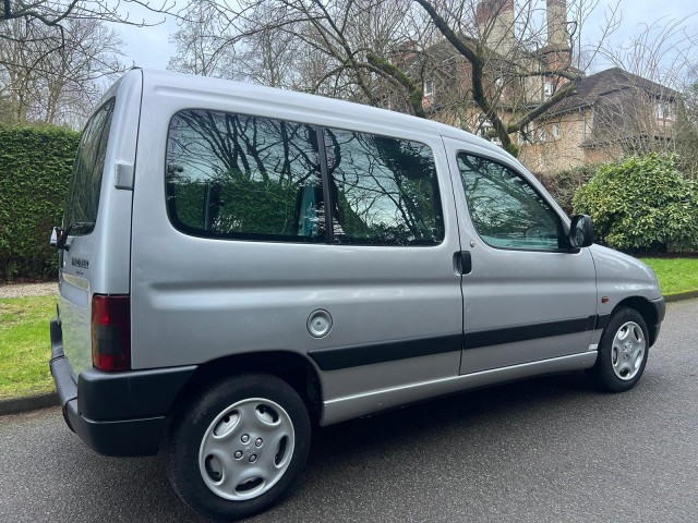 Peugeot Peugeot Partner  1.4 Combi
