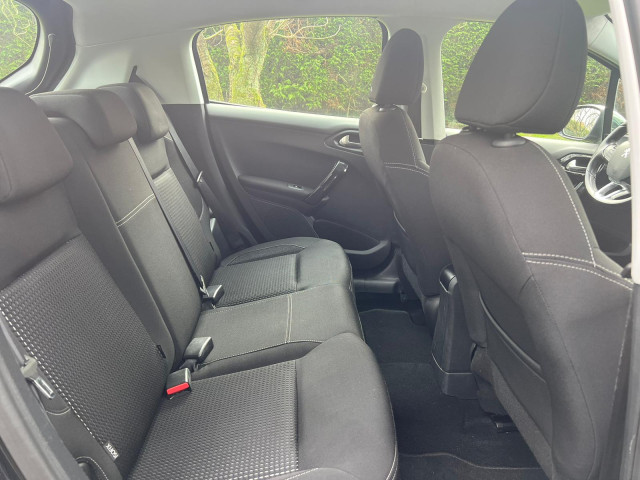 Peugeot Peugeot 208 1.2 PureTech 110ch Allure BUISNESS