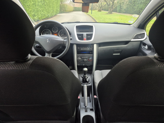 Peugeot Peugeot 207  1.4 HDi70 FAP Urban 5p