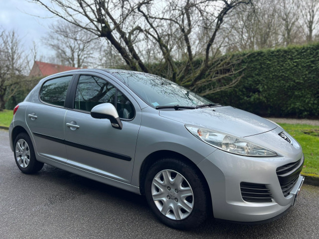 Peugeot Peugeot 207 207 1.4i URBAN 4990 EURO 
