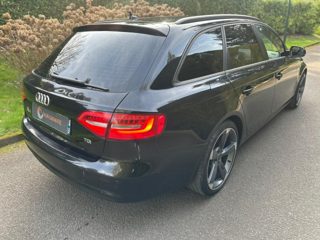 Audi Audi A4 IV (B8) 2.0 TDI 143 DPF Ambiente