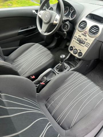 Opel Opel Corsa OPEL CORSA 1.2 CARNET COMPLET 3990 EURO