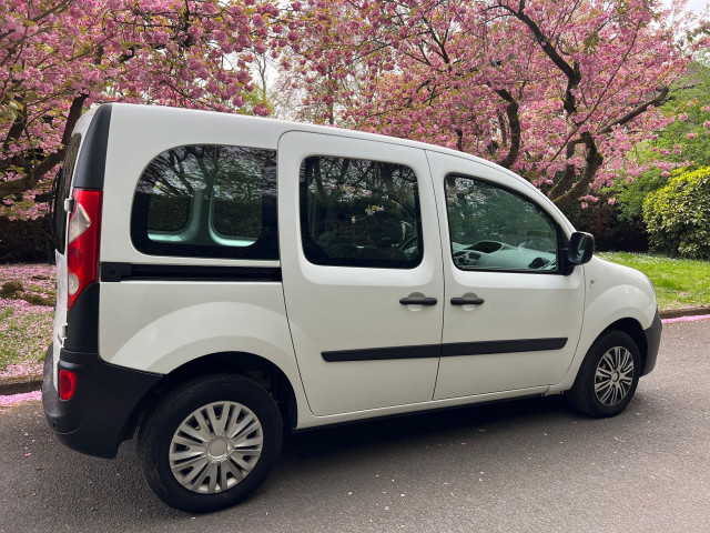 Renault Renault Kangoo RENAULT KANGOO UTILITAIRE 2990 EURO