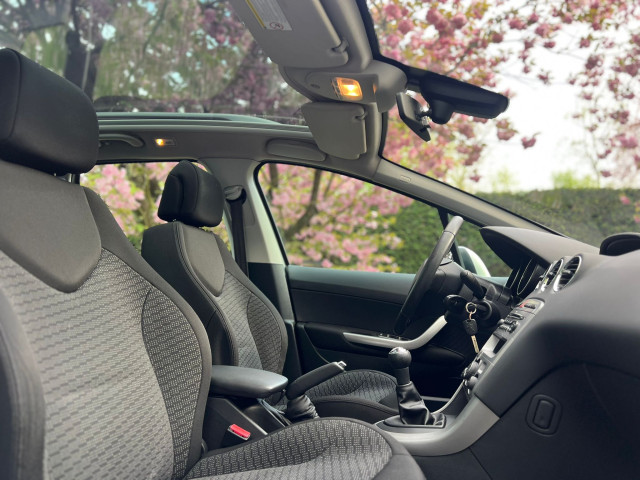 Peugeot Peugeot 308 SW PEUGEOT 308 SW 1.6HDI 3990 EURO