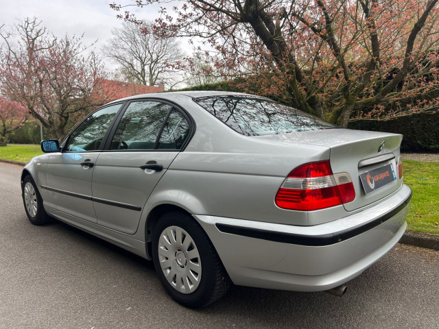 BMW BMW Série 3 BMW SERIE 3 BOITE AUTO  98000KMS