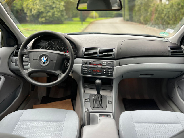 BMW BMW Série 3 BMW SERIE 3 BOITE AUTO  98000KMS