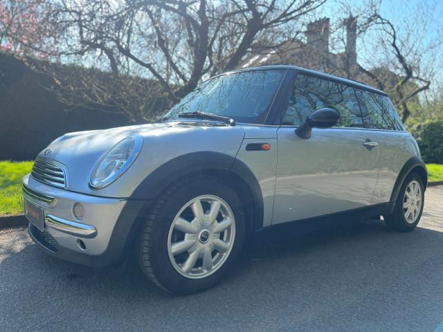 Mini Mini MINI COOPER TOIT OUVRANT 115 CV