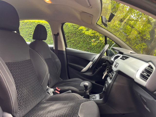 Citroen Citroën C3 CITROEN C3 1.4HDI 70CV CLIMATISATION 