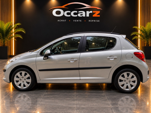 Peugeot Peugeot 207 207 1.4I 75 CV TOIT OUVRANT 5490EURO