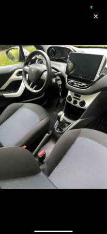 Peugeot Peugeot 208 PEUGEOT 208 1.0L DISTRI NEUVE 