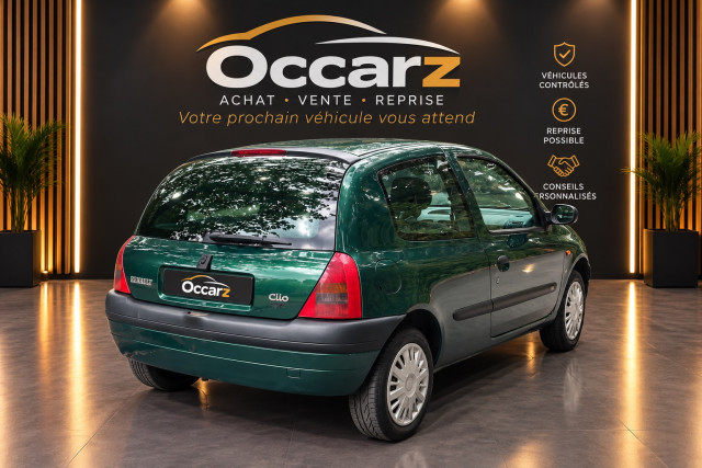 Renault Renault Clio CLIO 2 PH1 60CV 3 PORTES 1ER MAIN 