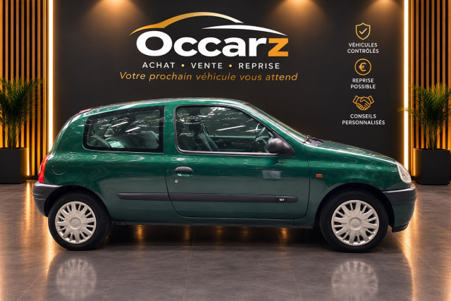 Renault Renault Clio CLIO 2 PH1 60CV 3 PORTES 1ER MAIN 