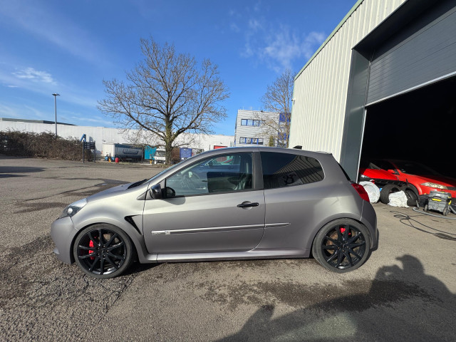 Renault Renault Clio III 2.0 16v 203ch RS Ange&Démon