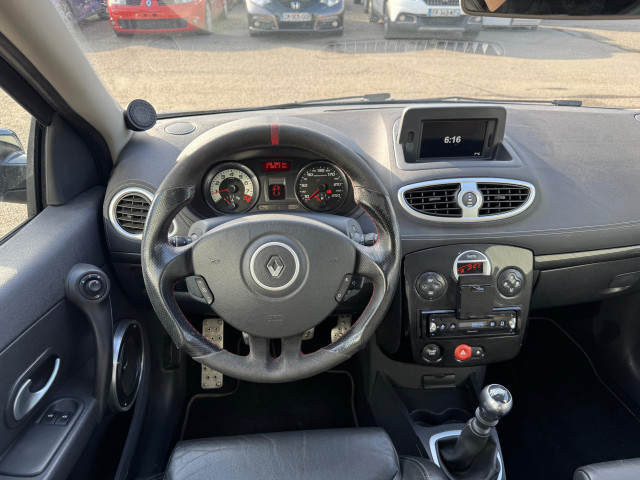 Renault Renault Clio III 2.0 16v 203ch RS Ange&Démon
