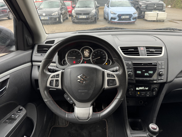 Suzuki Suzuki Swift III 1.6 VVT 136ch Sport 3p