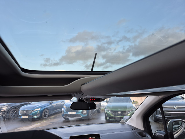 Citroen Citroën Berlingo HDI 130 EAT8 SHINE