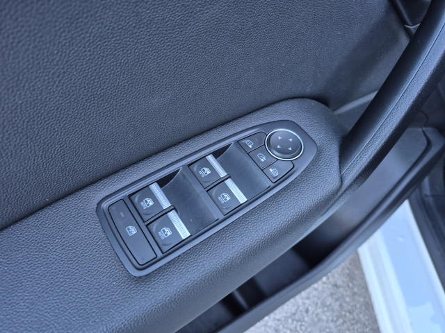 Renault Renault Captur II (HJB) 1.6 E-Tech hybride rechargeable 160ch Intens - 21