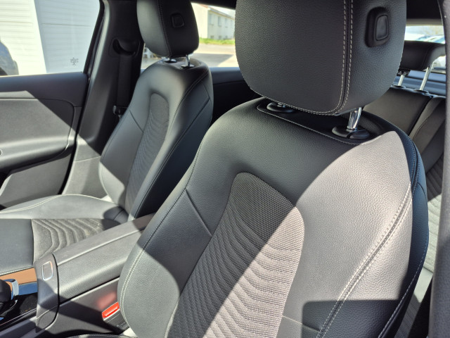 Mercedes-Benz Mercedes-Benz Classe A IV (W177) 180 136ch Style Line 7G-DCT