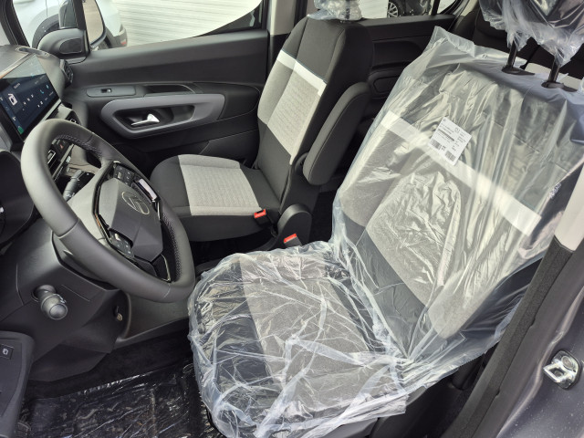 Citroen Citroën Berlingo  M  HDI 130 EAT8 MAX N1