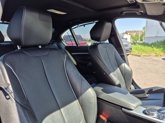 BMW BMW Série 3 VI (F30) 320dA 190ch Luxury