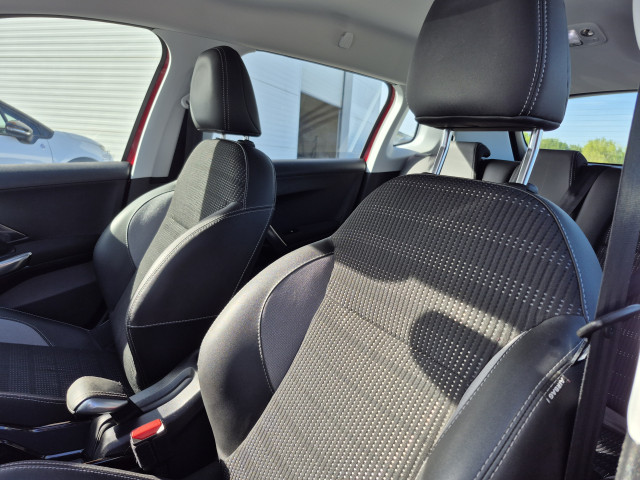 Peugeot Peugeot 2008 1.2 110 cv ALLURE