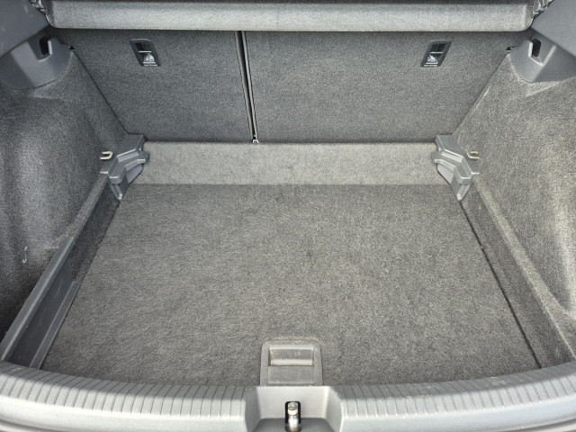 Volkswagen Volkswagen Taigo 1.0 TSI 110 DSG R-LINE