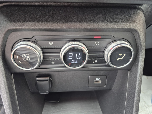 Dacia SANDERO STEPWAY TCe 90 Stepway Confort