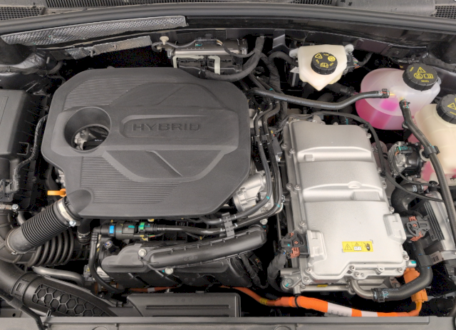 MG MG ZS ZS 1.5 L Hybrid+ 197 ch Standard