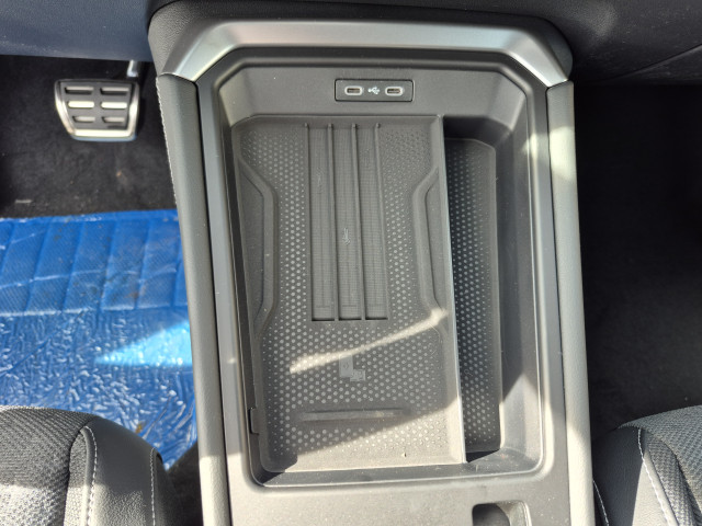 Volkswagen Volkswagen T-Roc R-Line 1.5 eTSI 150 CH DSG 7