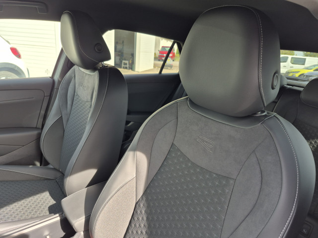 Volkswagen Volkswagen T-Roc R-Line 1.5 eTSI 150 CH DSG 7