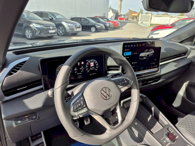 Volkswagen Volkswagen T-Roc T-ROC 1.5 e TSI 150 DSG7 R-LINE