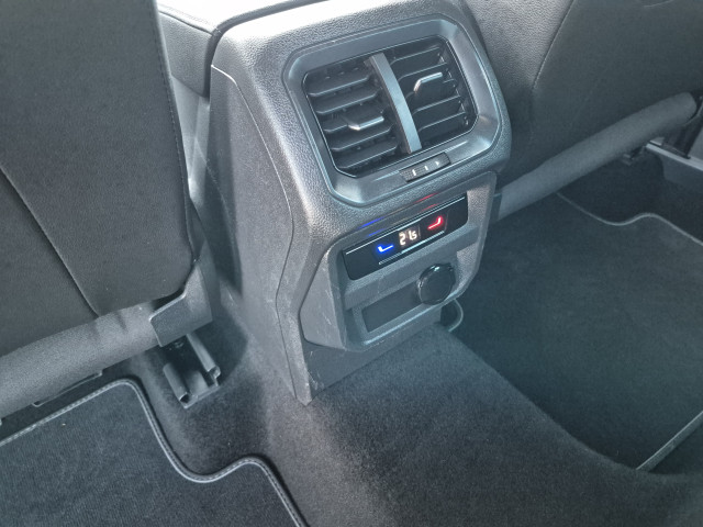 Volkswagen Volkswagen Tiguan 2.0 TDI 150ch R-Line DSG7