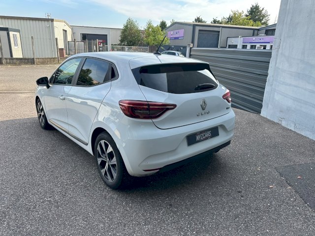 Renault Renault Clio 1.6 E-TECH HYBRIDE 145CH EVOLUTION