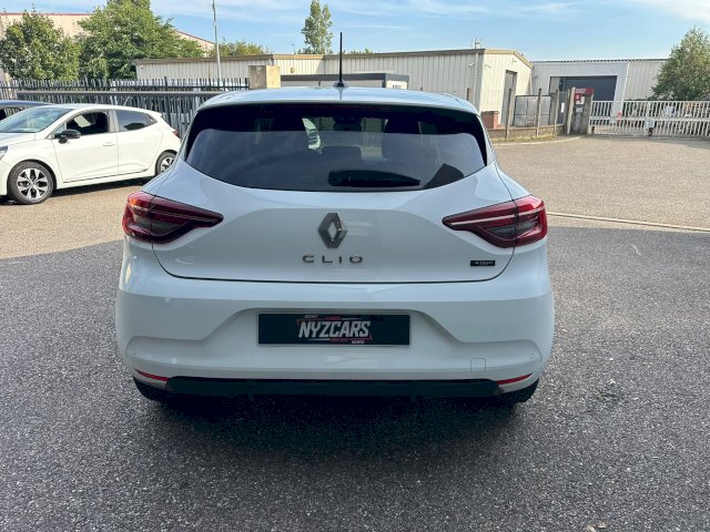 Renault Renault Clio 1.6 E-TECH HYBRIDE 145CH EVOLUTION