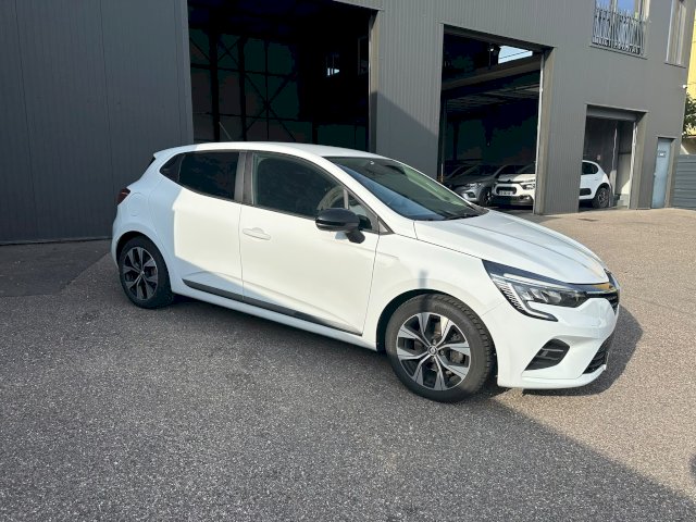 Renault Renault Clio 1.6 E-TECH HYBRIDE 145CH EVOLUTION