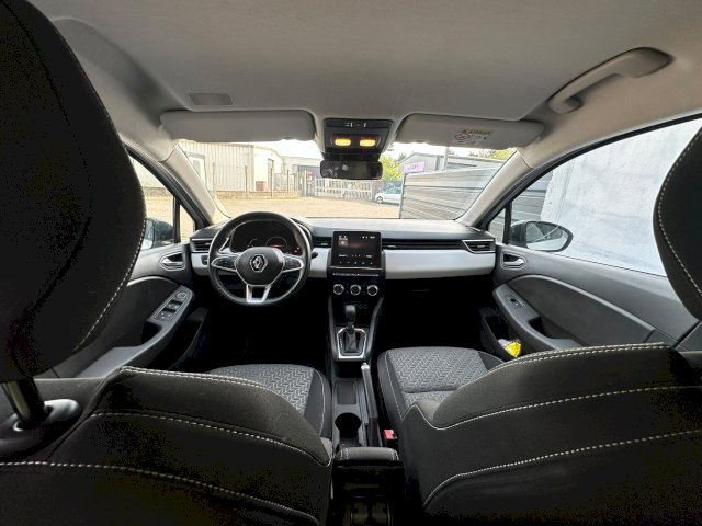 Renault Renault Clio 1.6 E-TECH HYBRIDE 145CH EVOLUTION