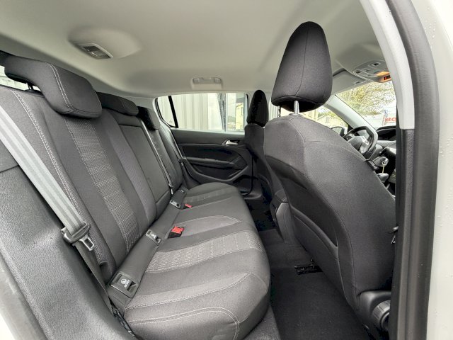 Peugeot Peugeot 308 II 1.6 BlueHDi 120ch Access Business S&S 5p