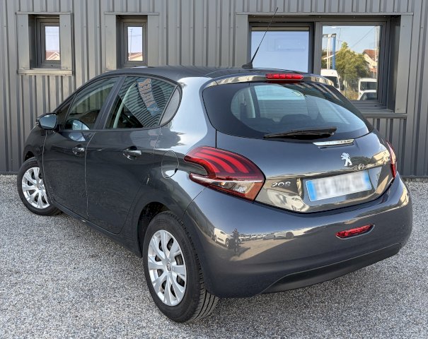 Peugeot Peugeot 208  1.6 BlueHDi 100ch Active Business S&S 5p