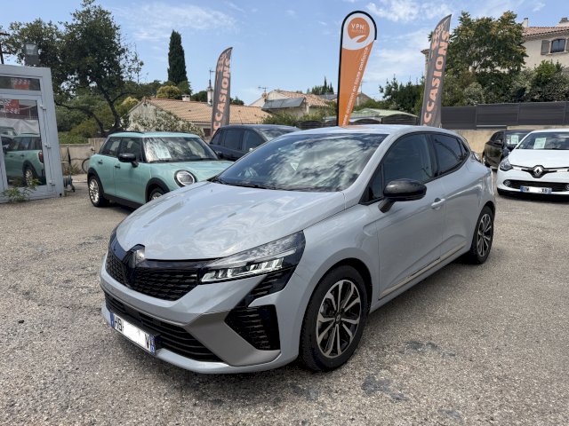 Renault Renault Clio RENAULT Clio E-Tech full hybrid 145 TECHNO 2386 KLM