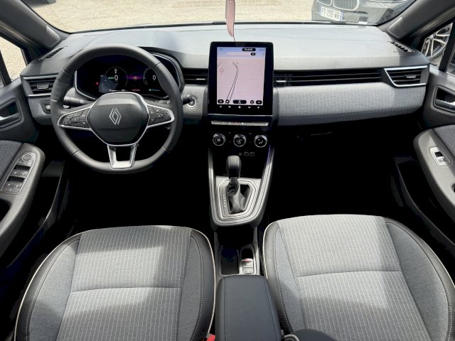 Renault Renault Clio RENAULT Clio E-Tech full hybrid 145 TECHNO 2386 KLM