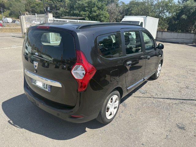 Dacia Dacia Lodgy I (J92) 1.5 dCi 110ch Stepway Euro6 7 places