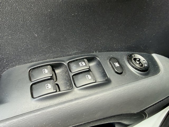 Hyundai i10 FIFA WM Edition 1.0 67cv DISTRIBUTION NEUVE / CLIMATISATION 
