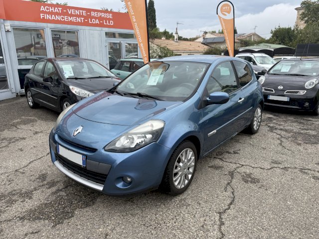 Renault Clio III RENAULT CLIO III 1.2 100cv DYNAMIQUE  64.000 KLM /  CLIM / EXCELLENT ETAT / FAIBLE KILOMETRAGE