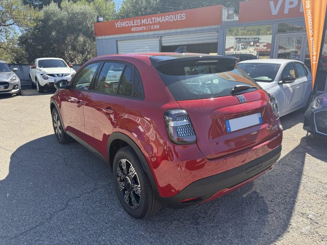 Fiat Fiat 600 Fiat 600 1.2 Hybrid Turbo 145ch Pop eDCT6 Step 2