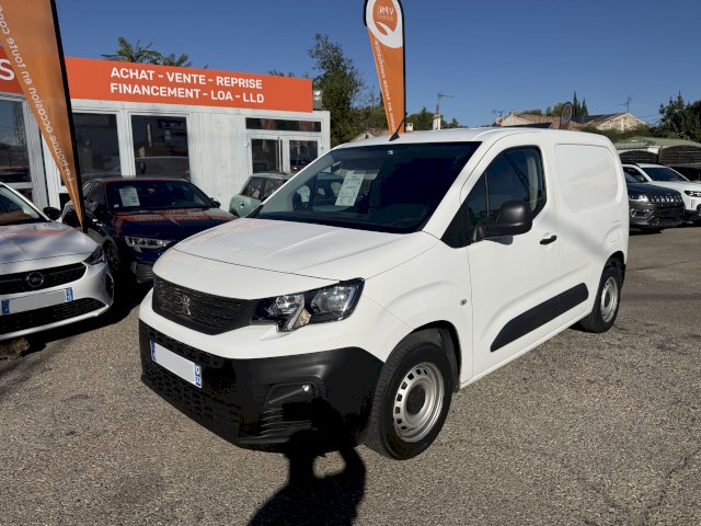 Peugeot Peugeot Partner Peugeot Partner Standard 650kg BlueHDi 75ch Premium 4cv