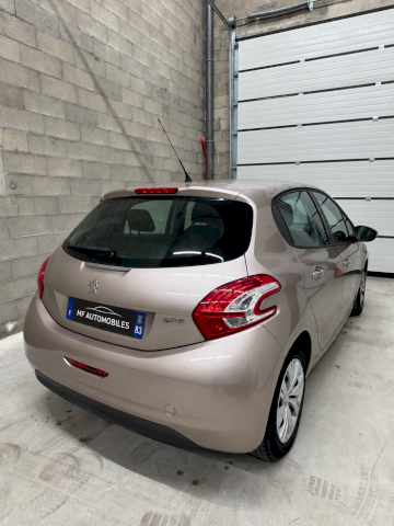 Peugeot Peugeot 208  1.4 HDi FAP Business 5p