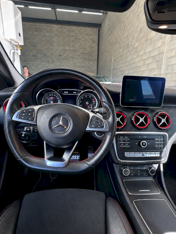 Mercedes-Benz Mercedes-Benz Classe A III (W176) 250 Version Sport 7G-DCT